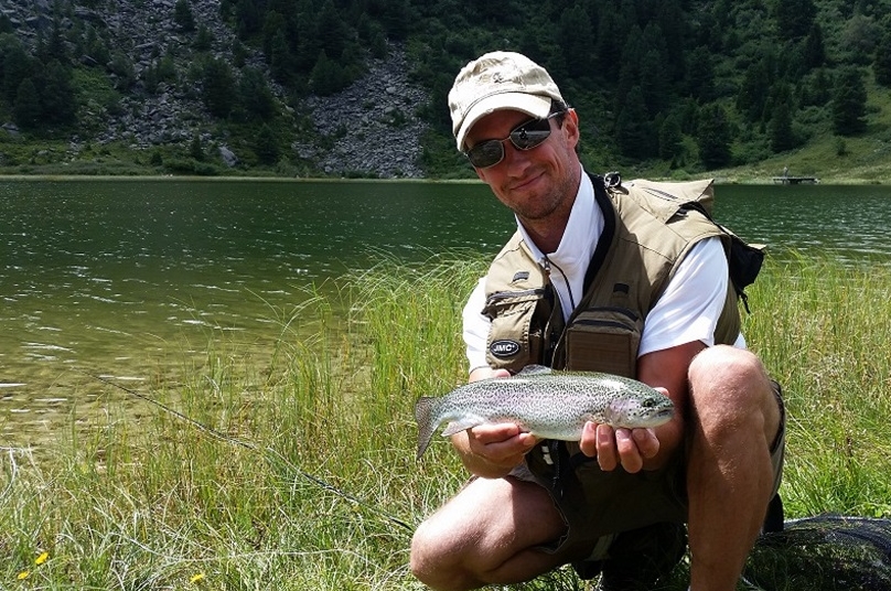 yoann esquis moniteur guide peche lac tueda